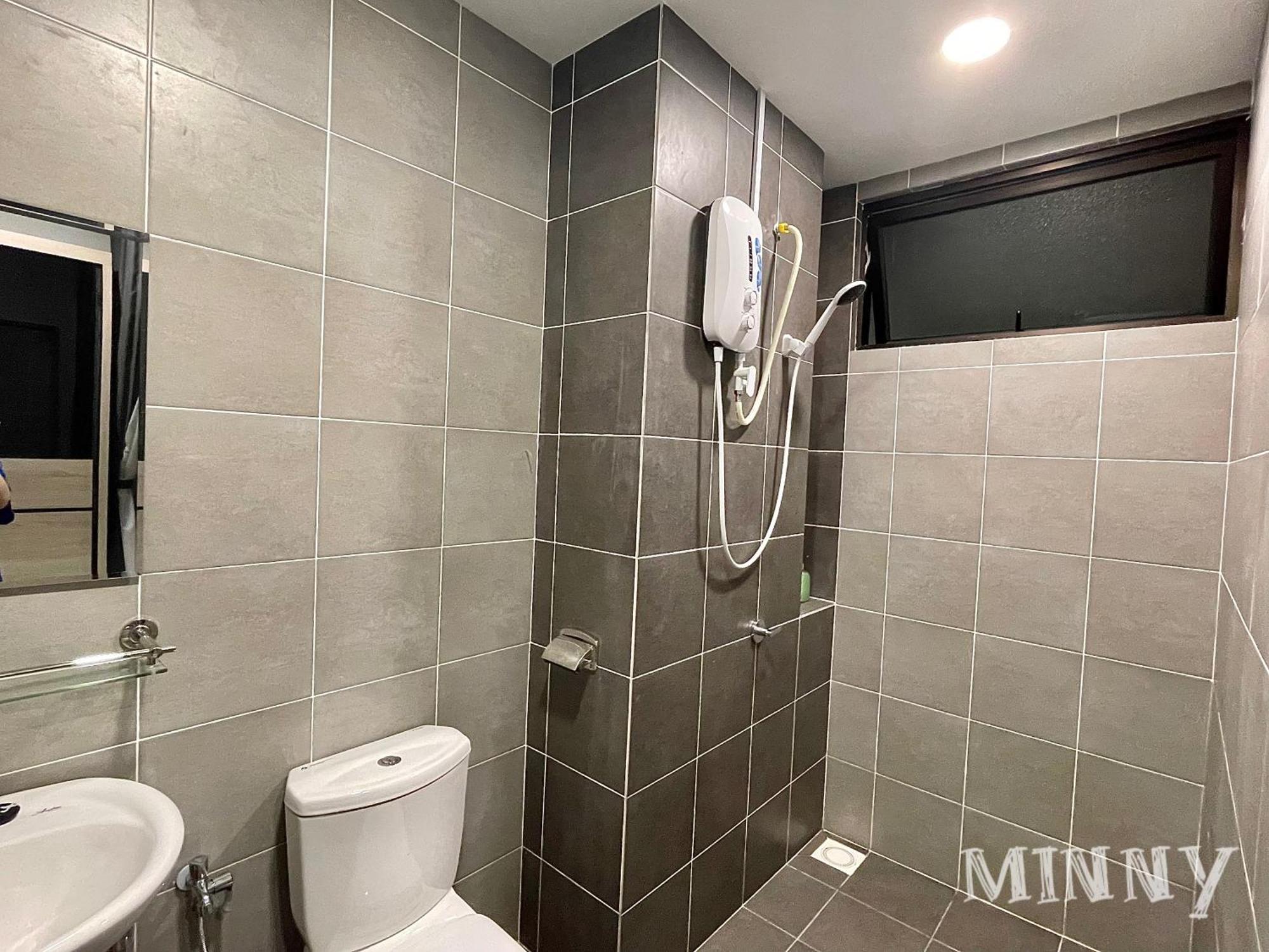 Mrt Balcony Netizen Couple Friendly #29 Appartement Cheras Buitenkant foto