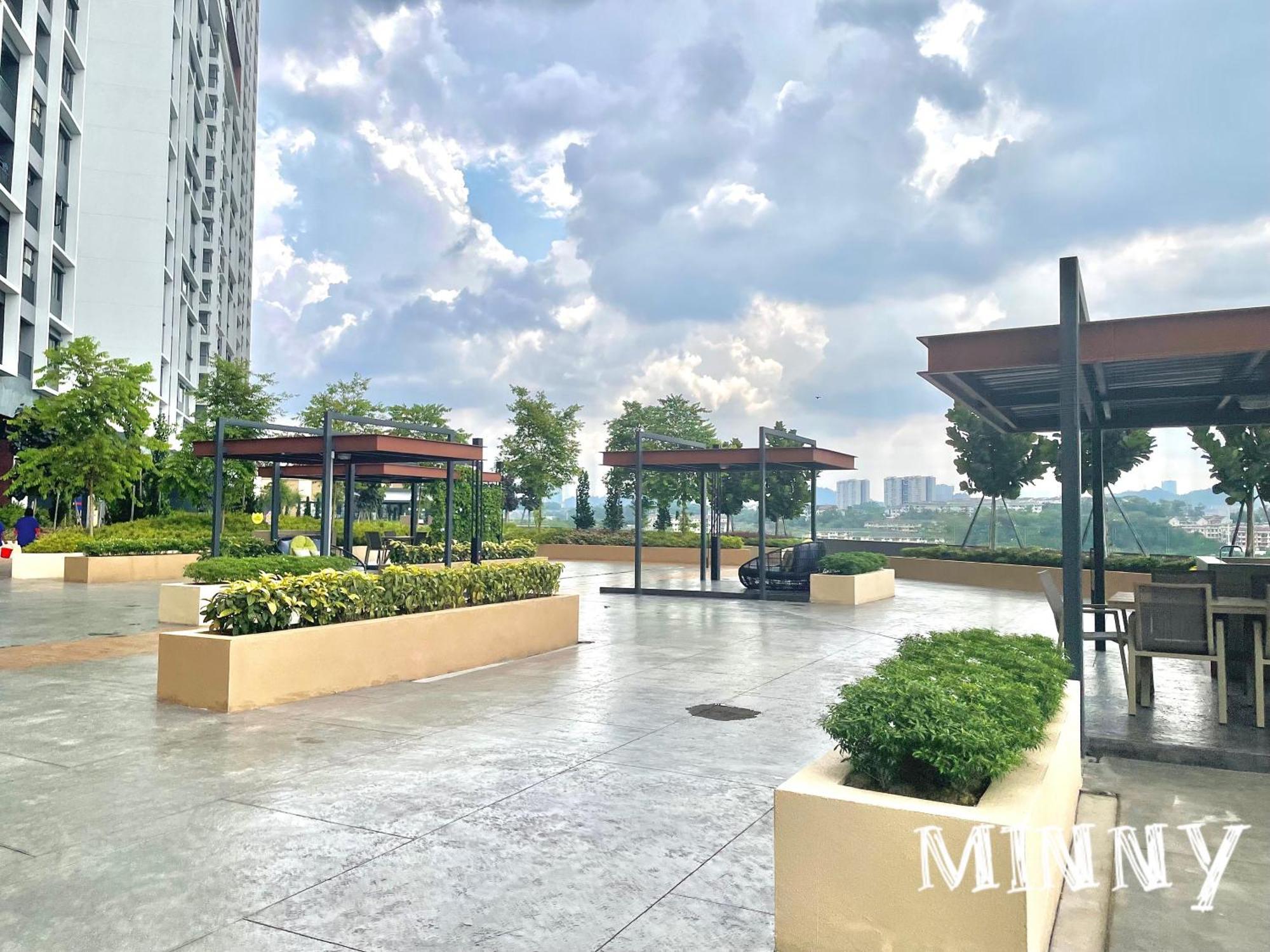 Mrt Balcony Netizen Couple Friendly #29 Appartement Cheras Buitenkant foto